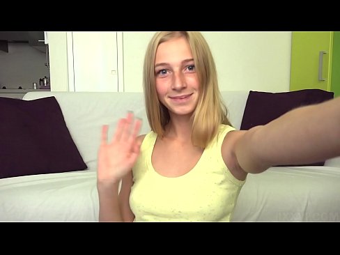 ❤️ Keď sa nudím, lenivo si masturbujem svoju ružovú kundičku Super porno na sk.doujin-sexy.ru